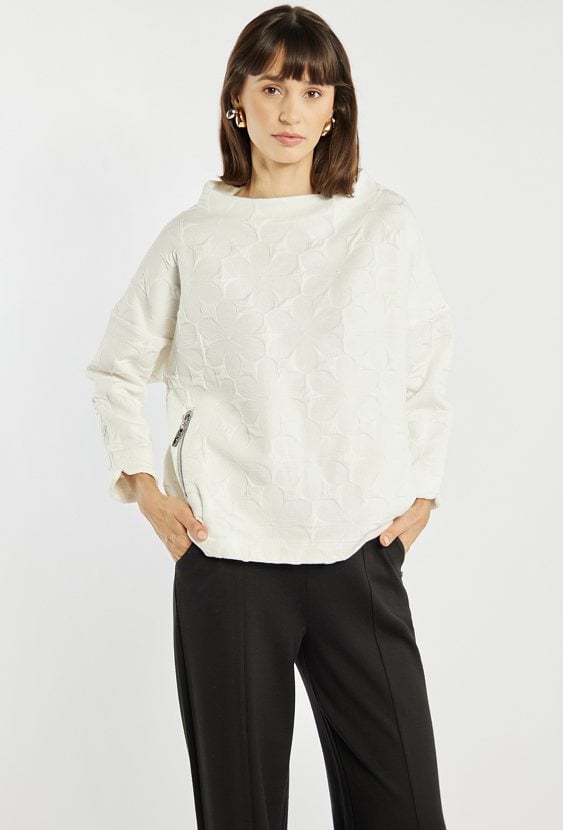 Bluza z kwiatowym motywem