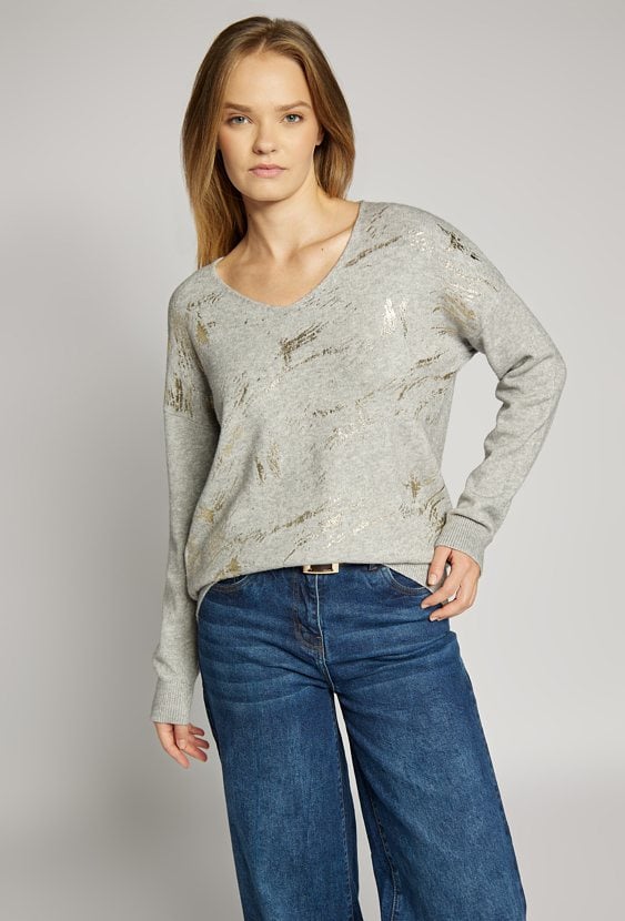 Sweter ze wzorem
