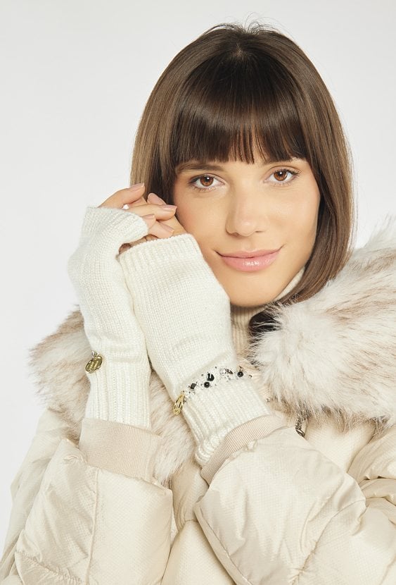 Rękawiczki bez palców z aplikacjami