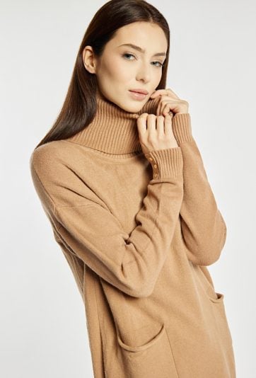 Sweter damski z golfem