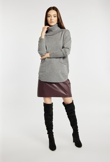 Sweter damski z golfem