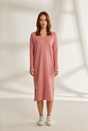 Czarna bawełniana sukienka z przeszyciami