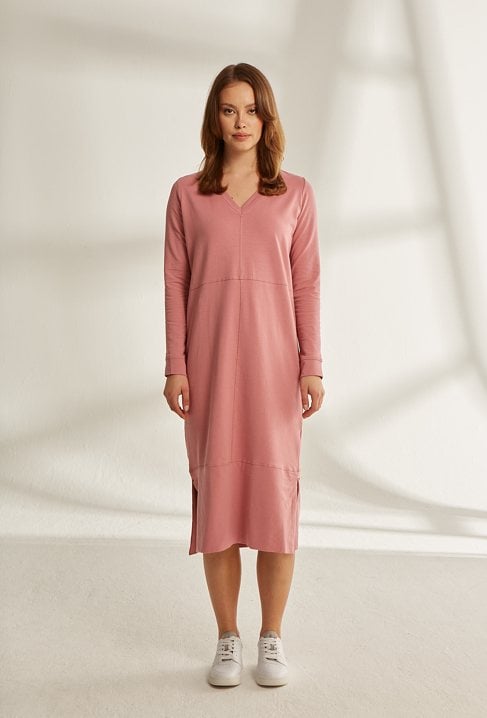 Czarna bawełniana sukienka z przeszyciami