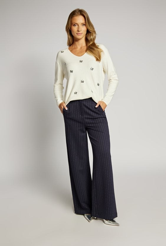 Sweter z aplikacjami