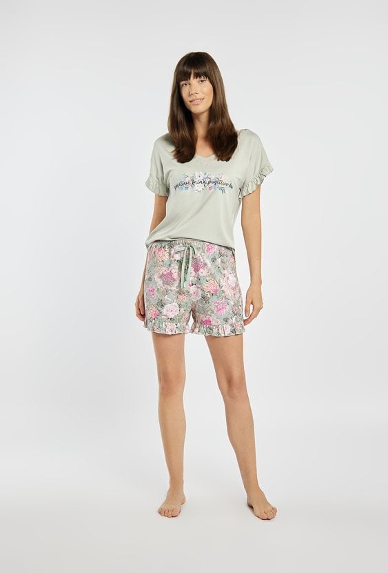 Kwiatowe spodenki od piżamy