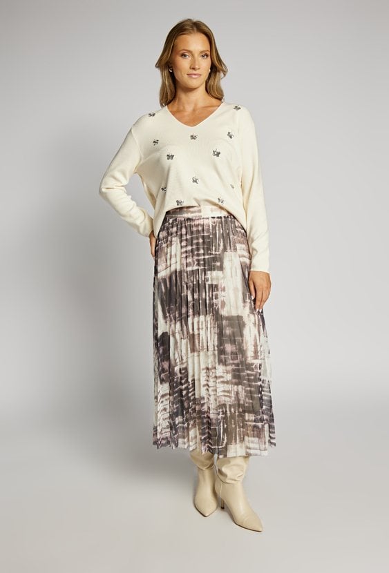 Sweter z aplikacjami