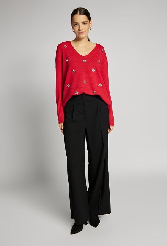 Sweter z aplikacjami