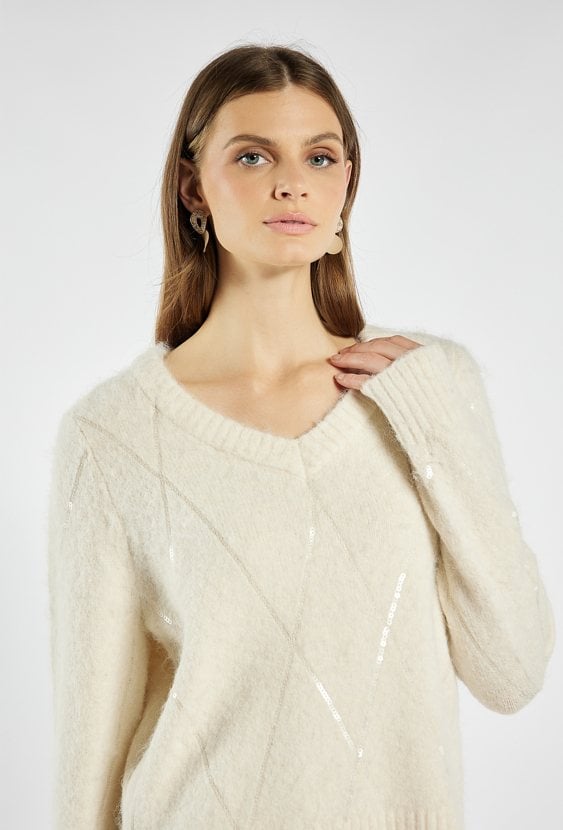 Sweter z domieszką wełny