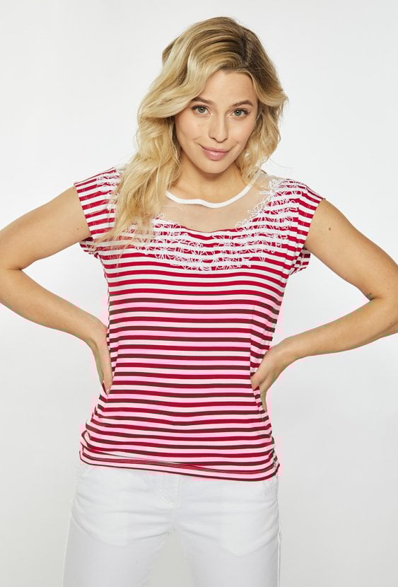 T-shirt damski z ozdobnym wzorem