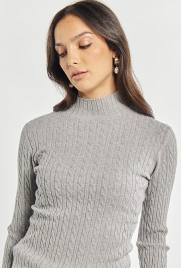 Wiskozowy sweter o warkoczowym splocie