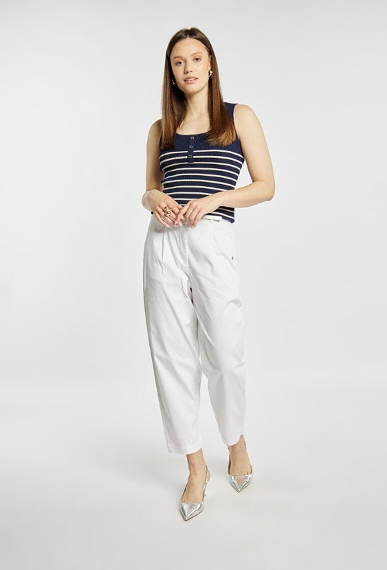 Spodnie z wysokim stanem