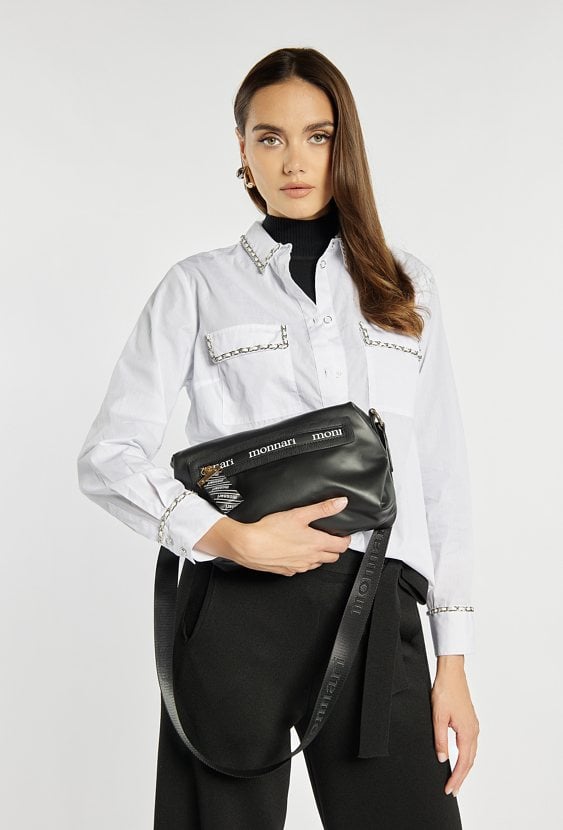 Mała torebka na pasku