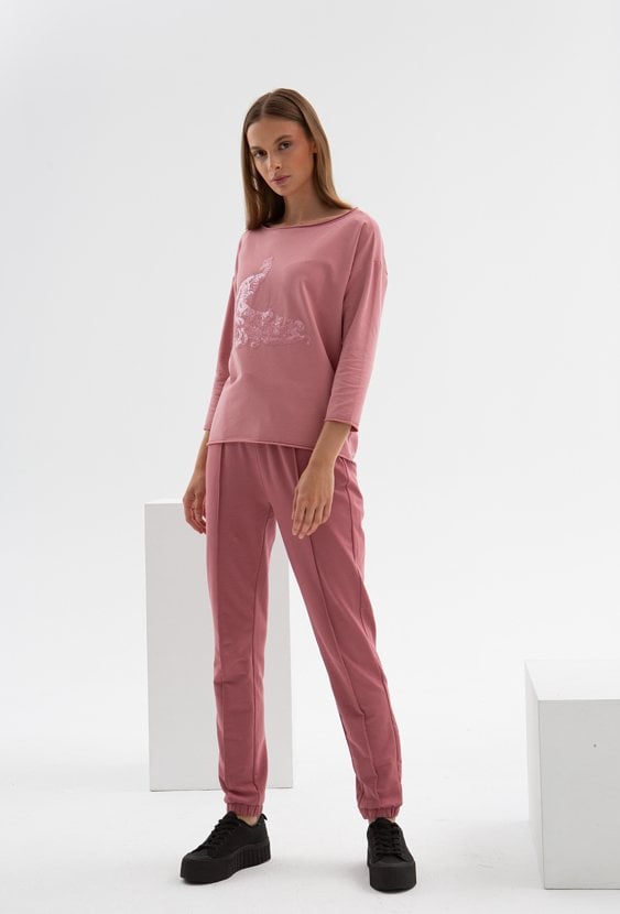 Bluza z cekinową aplikacją