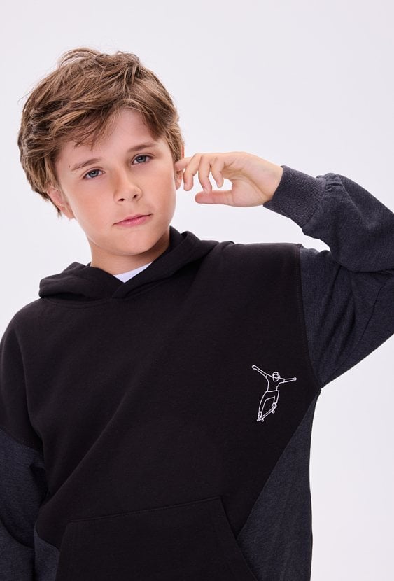 Bluza chłopięca z kapturem