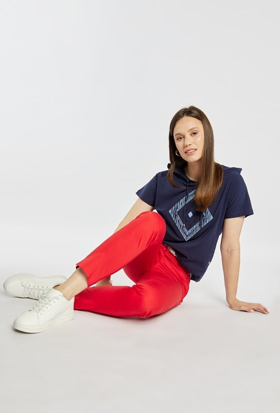 Spodnie o klasycznym kroju