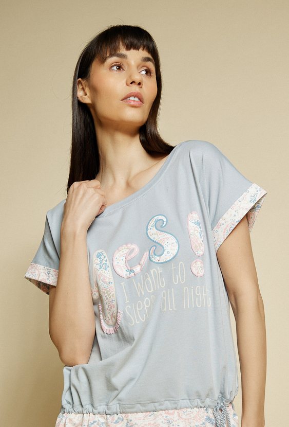 Koszulka od piżamy z falbanką