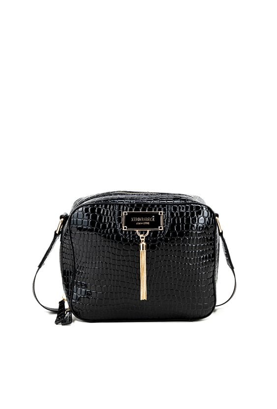 Mała torebka z frędzlami