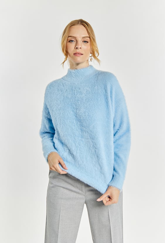 Sweter damski z krótkim włosiem