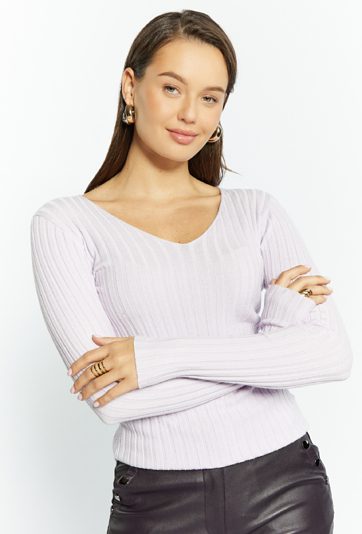 Prążkowany sweter damski