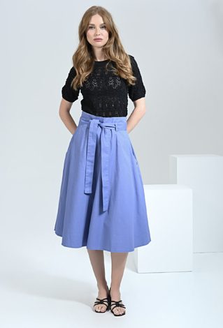 Niebieska spódnica midi wykonana z wysokiej jakości bawełny