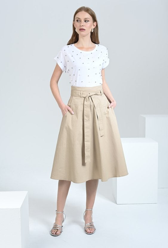 Beżowa spódnica midi wykonana z wysokiej jakości bawełny