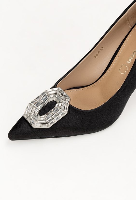 Szpilki na smukłym obcasie