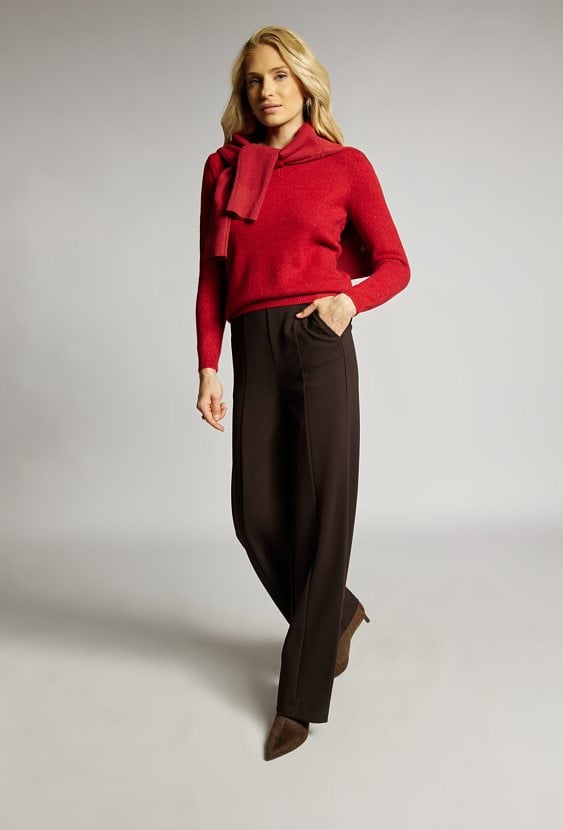 Sweter z delikatnym połyskiem