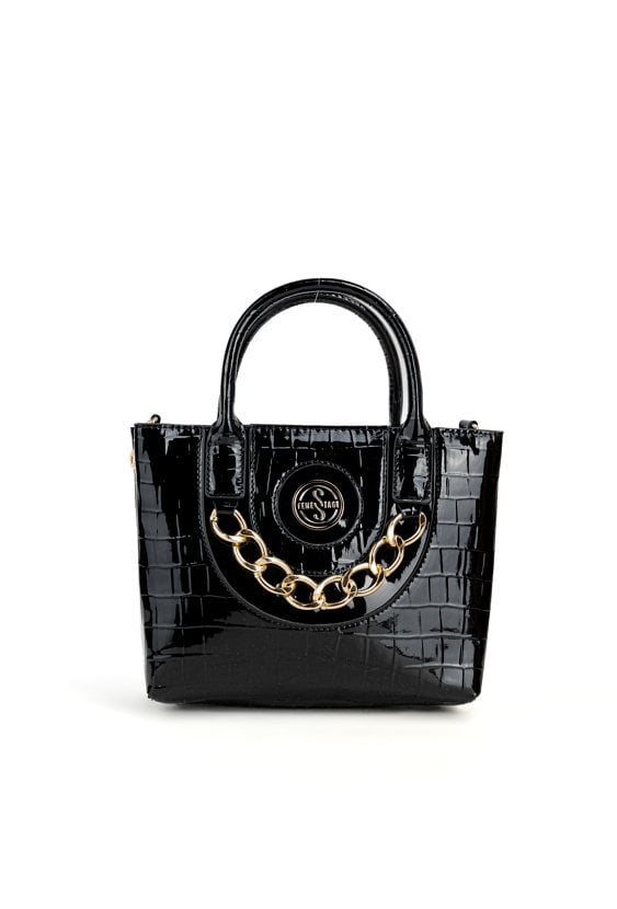 Kuferek z ozdobnym łańcuchem