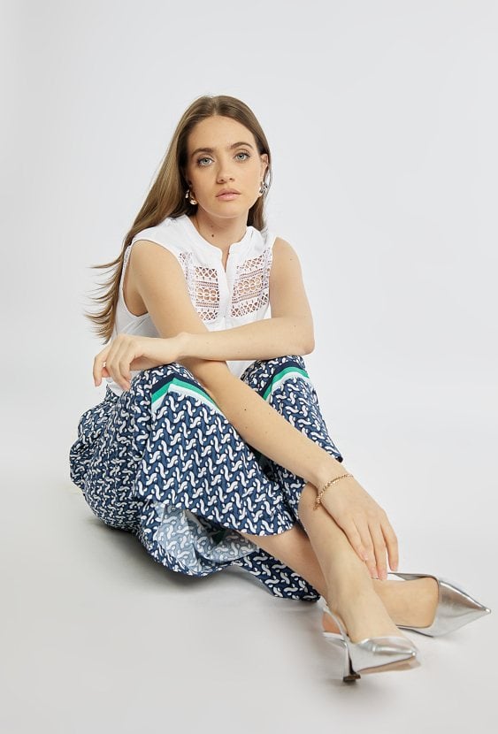 Szerokie, wzorzyste spodnie