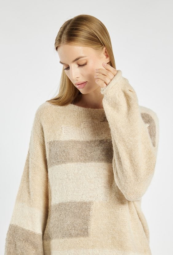 Sweter damski z wzorem