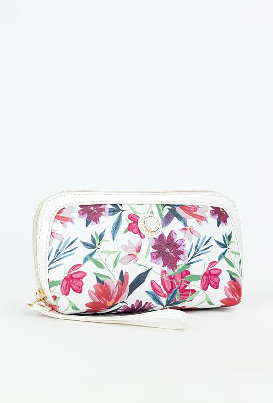 Urocza kosmetyczka damska