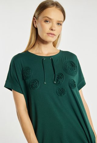 T-shirt z przestrzennymi kwiatami