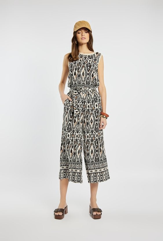 Szerokie, wzorzyste spodnie