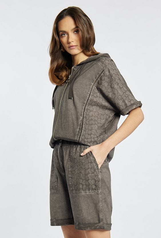 Spodenki z efektem sprania