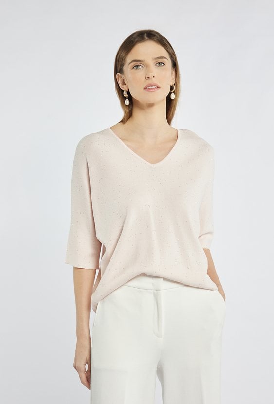 Sweter w pastelowym odcieniu