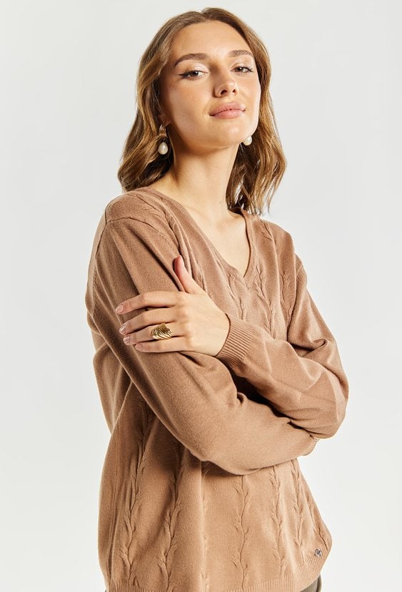 Sweter damski z dekoltem w serek