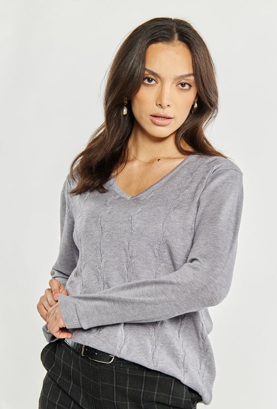 Sweter damski z dekoltem w serek