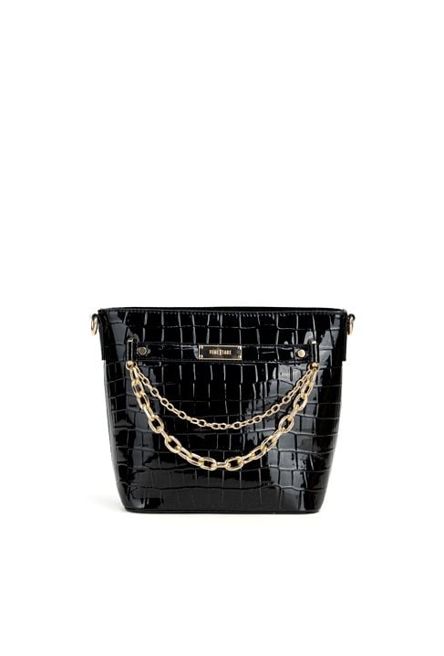 Torebka z ozdobnymi łańcuszkami