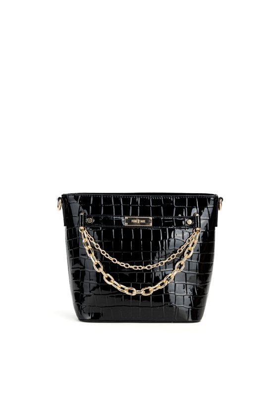 Torebka z ozdobnymi łańcuszkami