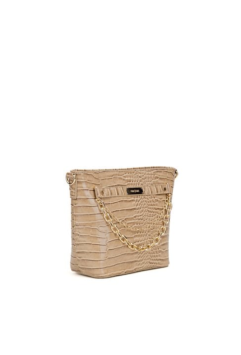 Torebka z ozdobnymi łańcuszkami