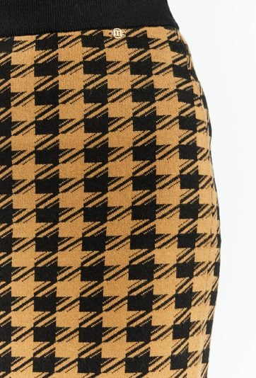 Dzianinowa spódnica damska