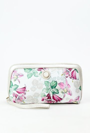 Urocza kosmetyczka damska