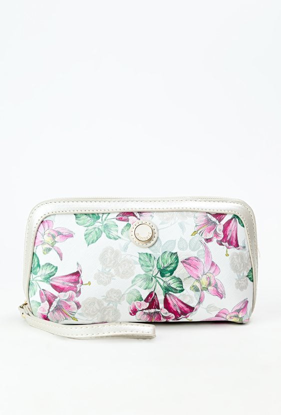 Urocza kosmetyczka damska