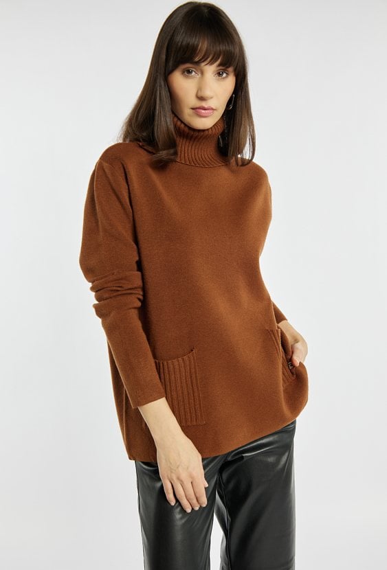 Luźny sweter damski