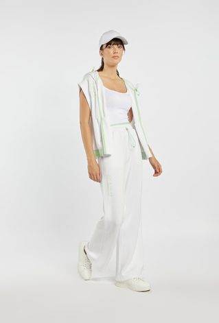 Sportowe spodnie o luźnym kroju