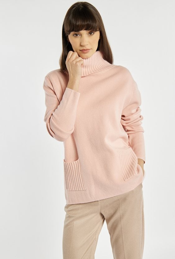 Luźny sweter damski