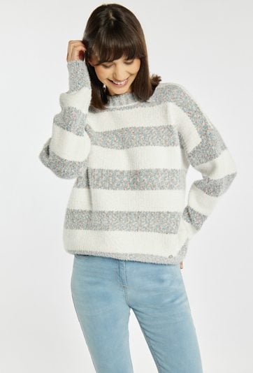 Sweter damski z krótkim włosiem