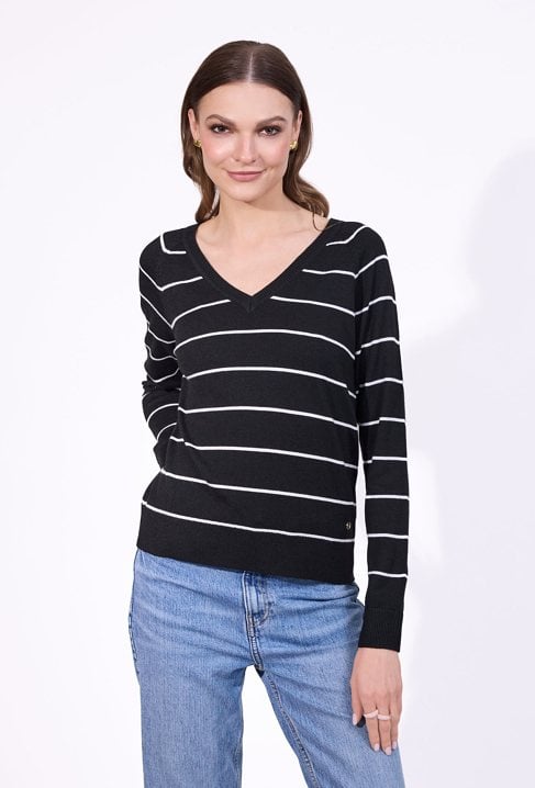 Sweter w paski