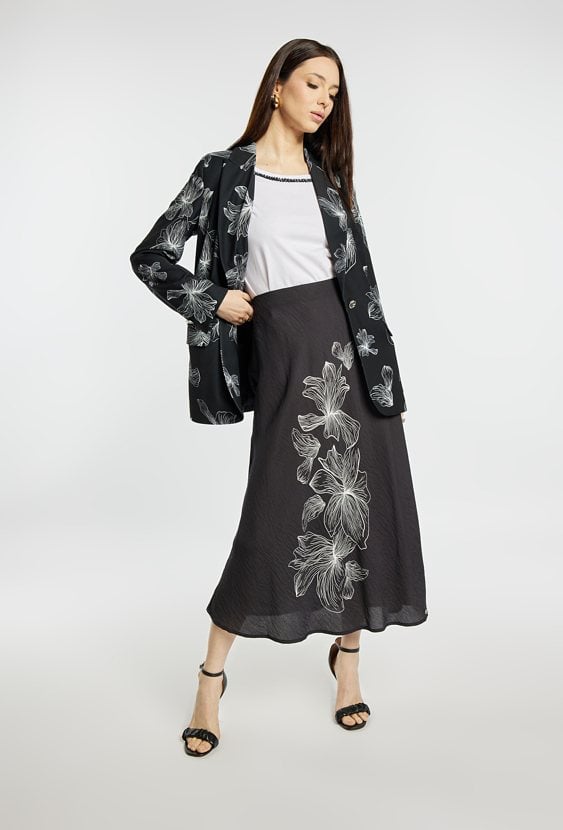 Spódnica midi z kwiatowym wzorem