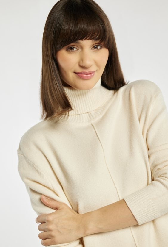 Sweter damski z golfem